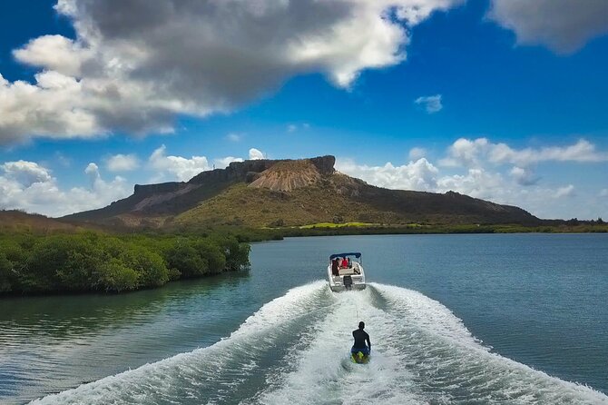 3H or 4H | Private Boat Trip | Swim, Board or Snorkel - Fort Beekenburg adds a short land break