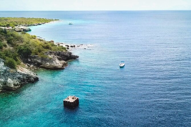 3H or 4H | Private Boat Trip with Snorkeling and Swimming - The Tugboat is the main snorkeling stop