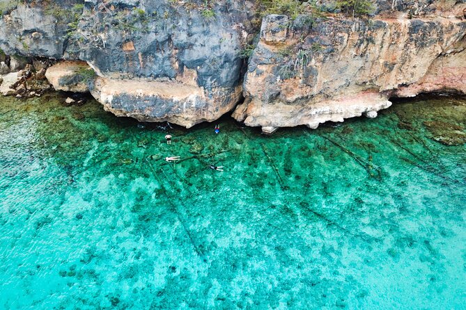 3H or 4H | Private Boat Trip with Snorkeling and Swimming - What the crew adds to the experience