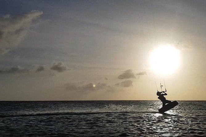 A little Taste of Kiteboarding - The equipment package and what it means