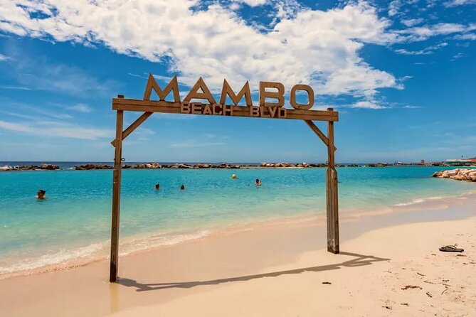 A Taste of Curaçao: City tour, Chobolobo & Mambo Beach Escape - A quick Willemstad orientation before the beach