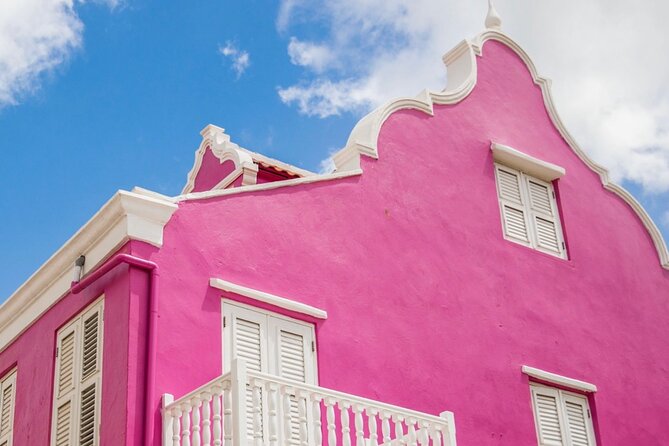 Colors & Flavors: City, Culture & Authentic Blue Curaçao Tasting - Landhuis Chobolobo and the Blue Curaçao tasting
