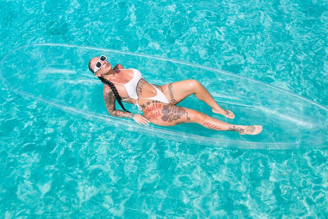Curacao Clear Kayak Photoshoot + FREE Videoshoot,Cocktails,Shots! - Cocktails, fruit, and the festive extras