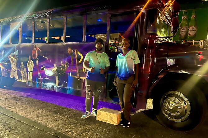 Curaçao Party Bus; Sip Happens on KnightRider - Live entertainment shapes the experience
