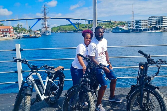 E-Bike Dowtown Tour in Curacao - John F. Kennedy Boulevard: 20 minutes beside the Caribbean Sea