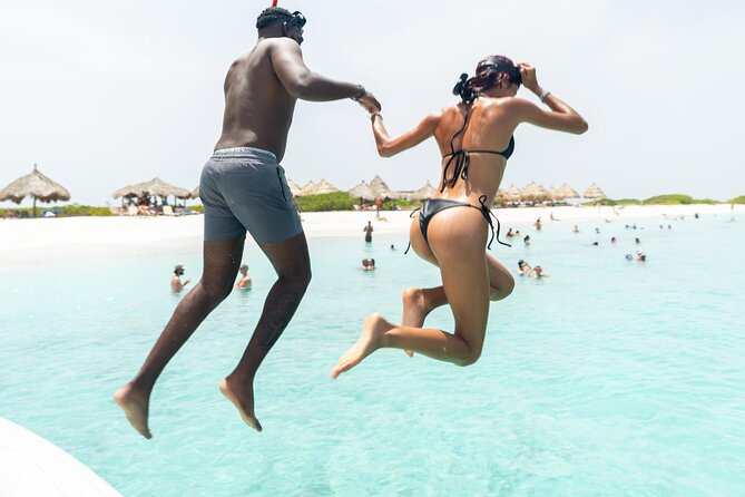 Exclusive 38ft Yacht Charter Experience in Klein Curaçao - Guides, safety, and the private-group feel