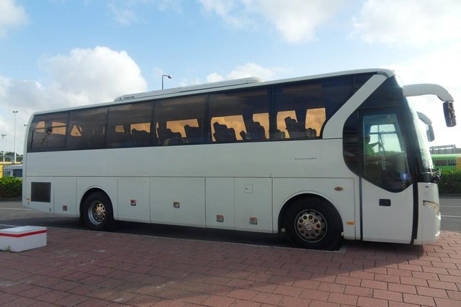 One Way Curacao Airport Transfer - A straight ride from Curaçao airport to your hotel