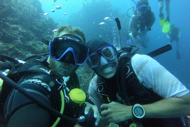 PADI Open Water Course in Curacao - Pickup, the meeting point, and the daily rhythm