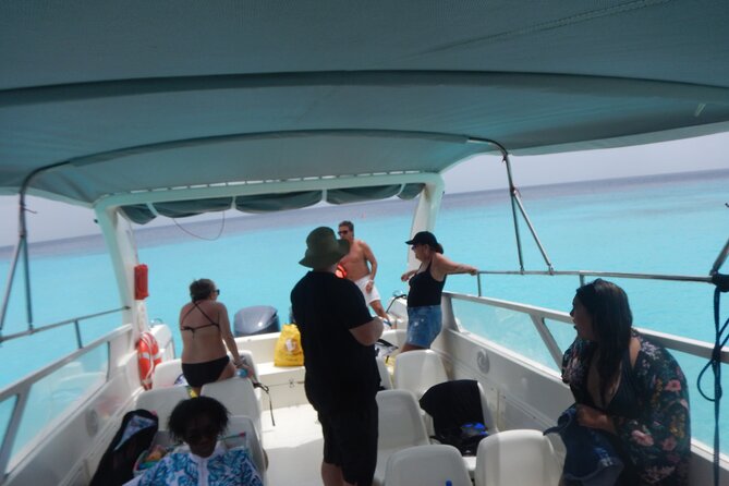 Private Blue Room and Beach Tour of Curacao - Entering the Blue Room Cave Near Santu Pretu