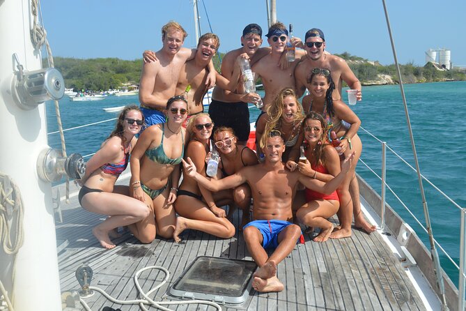 Private charter,4 hours ,Spanish waters,fuik bay bbq and snorkel. - BBQ lunch and a full drink setup