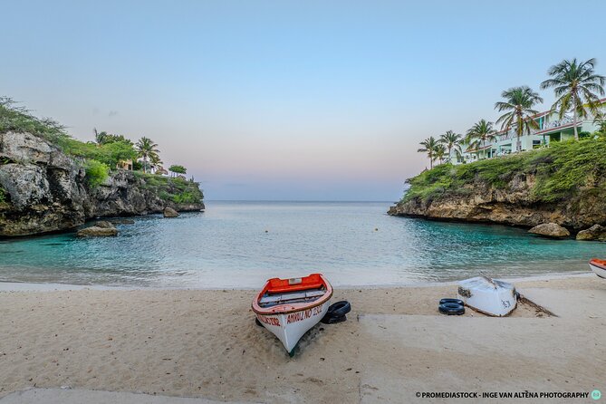 Private Guided Curaçao Island Tour - A private route through Curaçao’s western side