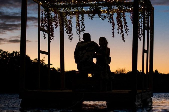 Romantic Floating Picnic Experience - Practical advice before you book