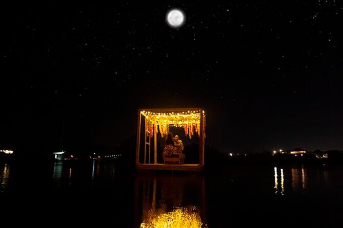Romantic Floating Picnic Experience - Dinner choices that let you plan the meal
