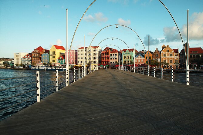 Shop and Beach Guided Tour in Curacao City - Key points to know before booking