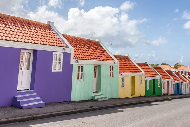 Shop and Beach Guided Tour in Curacao City - A half-day route that covers Curacao’s main contrasts