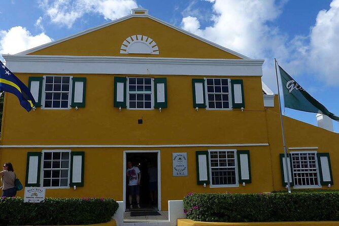 Shop and Beach Guided Tour in Curacao City - Seri Domi Viewpoint and the best photo pause