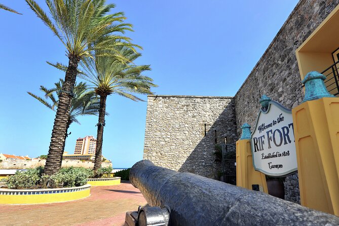 Shop and Beach Guided Tour in Curacao City - Ninety minutes to shop in Punda