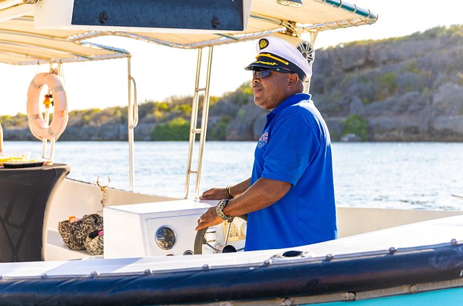 Sightseeing Boat Trip Spanish Water Curacao - How this compares with a full-day sailing option