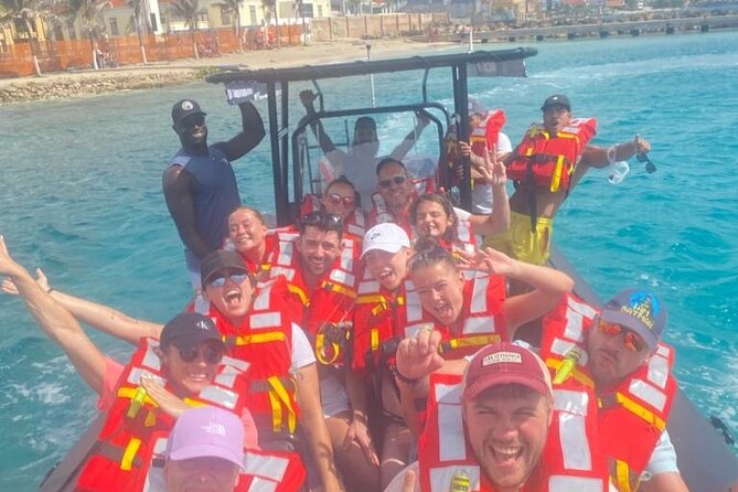 Snorkel boat trip: Sunken ship, old dutch fort & spanish bay - Spaanse Water slows the pace