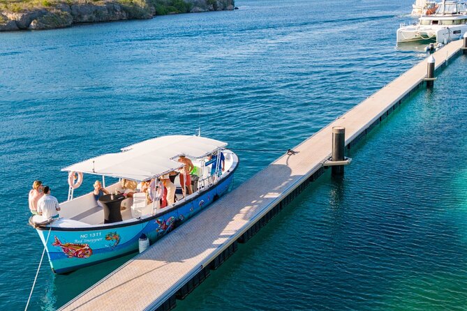 Sunset Boat Trip in the Spanish water and coastline of Curacao - What the $60 price really covers