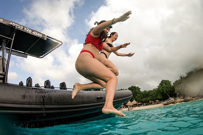 Swim with Turtles at Turtle Bay, Curacao: Boat, Blue Room Cave - Crew support varies, but strong guides make a difference