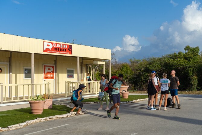 Tafelberg Hiking Experience - Reaching Tafelberg and the view over Willemstad