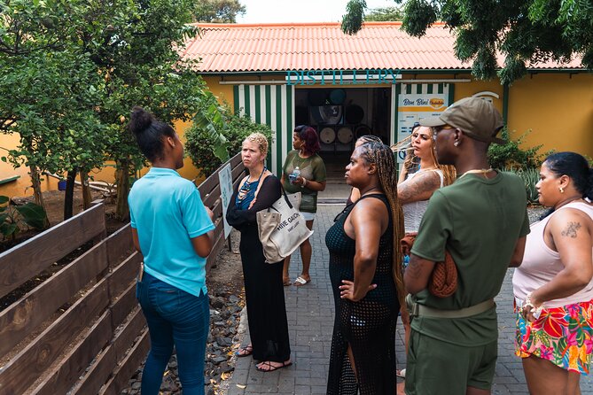 Taste of Curaçao: City Tour, Chobolobo & Mambo Beach - Landhuis Chobolobo and the Blue Curaçao tasting