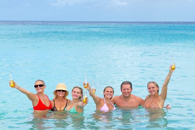 Tour to the best beaches; snorkel with fish and turtles - What the guide adds to a beach day