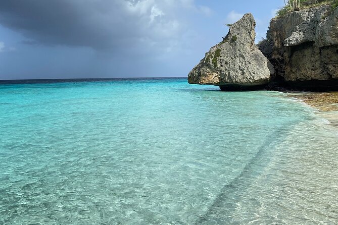 Tour to the best beaches; snorkel with fish and turtles - Transportation, group size, and the private-tour question