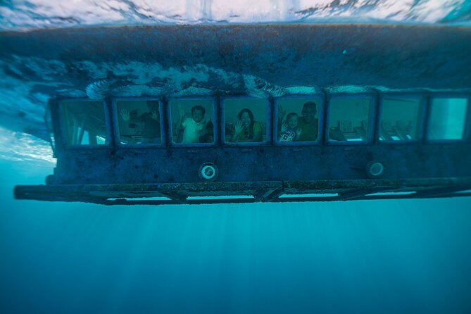 Underwater Seaworld Explorer Experience in Curaçao - Seeing Curaçao beneath the surface without getting wet
