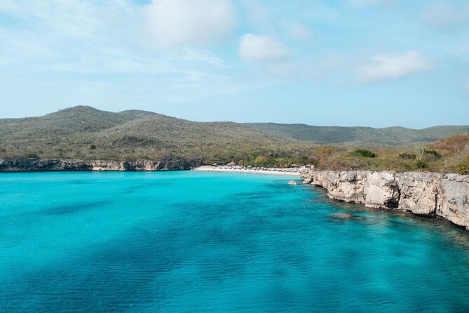 West Coast Full-Day Tour with Beaches, BBQ and Blue Room - Meeting at Caracasbaai and getting settled aboard
