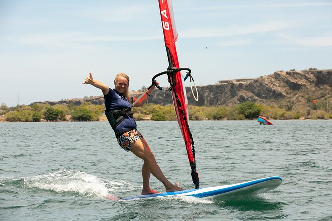 Windsurfing Lesson in Willemstad - How the instructor and boat support change the experience
